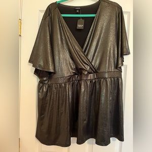 Torrid top with stretch